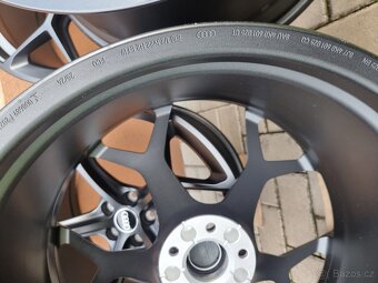 22″ 5×112 AUDI RS6 / RS7 PERFORMANCE “BLACK MATT” originál - 8