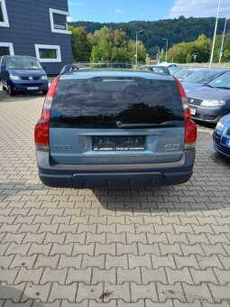 Prodám Volvo XC 70 4WD 2.4 TDI 2004 velice pěkné po servise - 8