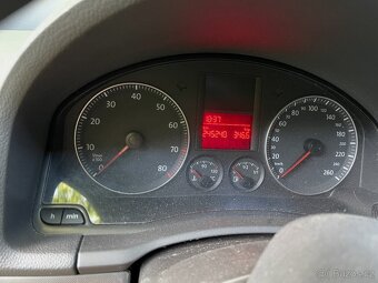 Golf 5 1.6 fsi 85kw - 8