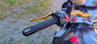 Aprilia Tuono 1000 R 2007 + další s poruchou elektroniky - 8