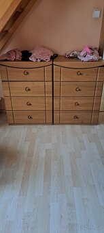 manželská postel, skřínky - 8