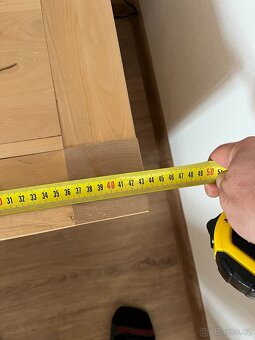 Dřevěná manželská postel 200x200 s polohovatelnými rošty - 8