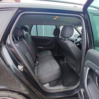 Škoda Fabia combi 1,2tsi 63 kw rok 2013 - 8