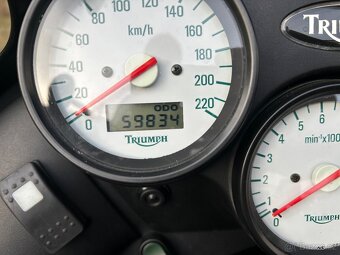 Triumph Tiger 955i - 8