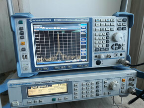 Signálový generátor Rohde Schwarz SML02 9kHz- 2,2GHz +option - 8
