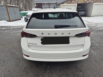 Škoda Octavia Combi 2.0TDi,110kw,DSG,17ALU - 8