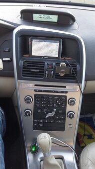Volvo XC60 D5 AWD 151kW - 8
