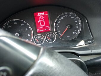 VW Golf V. Variant 1.6 MPI 75 kw (benzín) - 8