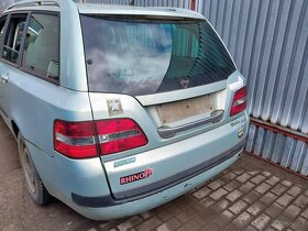 Fiat Stilo 1.9jtd 16v - 8