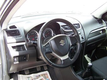 Suzuki Swift 1.2 i 4x4 69 kW r.v.2012 - 8