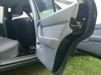 Mercedes W124 200D - 8