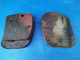 Jawa 250,350 kyvačka boční kastliky - 8