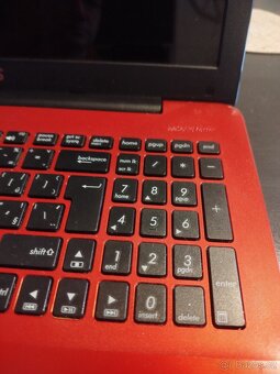 Asus X555l - Intel i5, Nvidia, 500GB, Win10 - 8