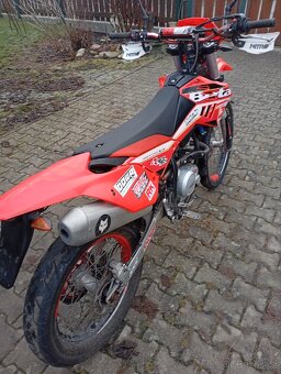 Beta RR 125 LC - 8
