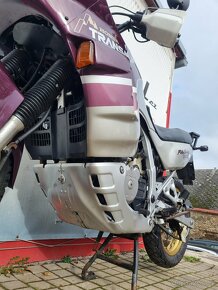 Honda XL 600V TransAlp - 8