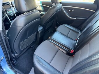Hyundai i30 1.6i 99Kw - 8
