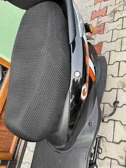 Elektroskútr RACCEWAY CITY21 - 8