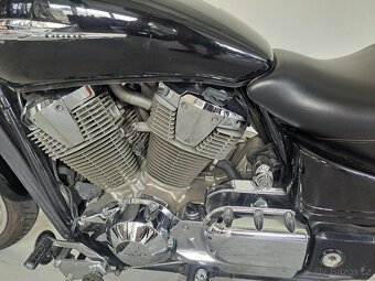 Honda VTX 1800 - 8