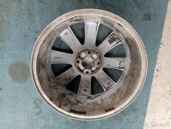 Alu kola 4x108R18 ET 29 stř.65mm Peugeot 5008 - 8