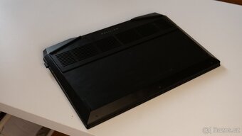 HP Pavilion Gaming 15 / RTX 3050 + chladící podložka - 8