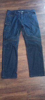 Výbava na moto - helma, rukavice, džíny, boty - 8