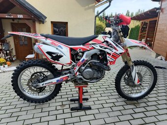 Prodám Hondu CRF 450 R 2016 - 8
