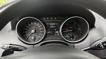 Prodám, vyměním Mercedes gl x164 320 - 8