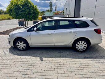 Opel Astra J 1.7 CDTI,96KW Sports Tourer - 8