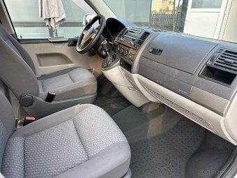 Volkswagen Transporter T5 2.0 TDI, 75 kW 8 míst, rok 2010 - 8