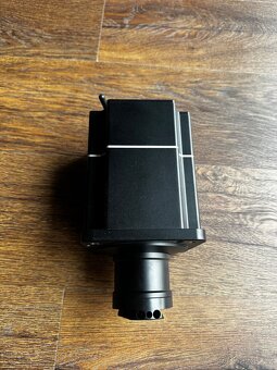 Sim-racing simulátor na prodej – TOP stav, profi komponenty - 8