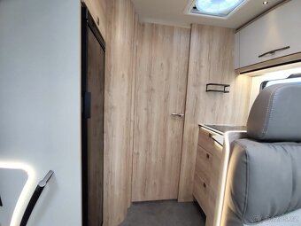 EURA MOBIL PT 726 EB NOVÉ SKLADEM - 8