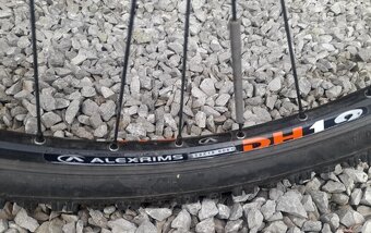 HORSKÉ KOLO ZNAČKY MAXBIKE - 8