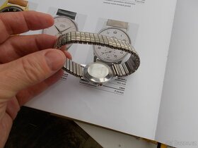 krasne  hodinky prim rok 1959 typ strojek 0111 top - 8