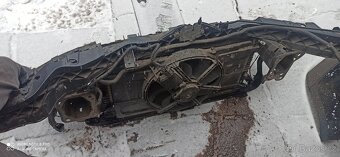 Ford Focus 1.6i - ND z vozu - 8