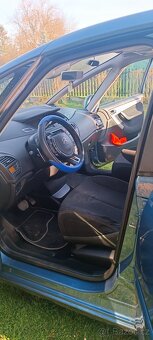 Citroen C4 Picasso - 8