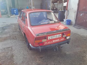 Skoda 105 gl - 8