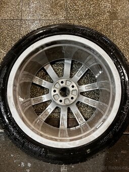 245/40/18 ZIMNÍ PIRELLi - 8