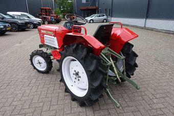 Traktor Yanmar YM1610 4wd - 8