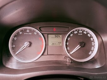 Fabia 2 - 8
