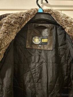 Zimní kožený kabát KARA - 8