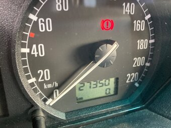 Prodám Škoda Fabia Kombi  1.9 TDI 74 Kw r. v. 2001 - 8