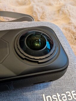 Insta360 X5 Essentials bundle+ příslušenství - 8