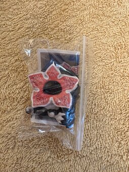 Stranger things figurky z Kinder joy - 8