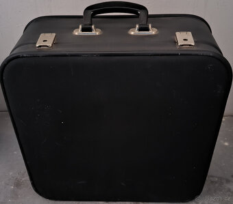 Psací stroj CONSUL - MODEL 2223 - 8