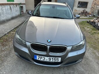 BMW 330xdrive manuál 180kw - 8