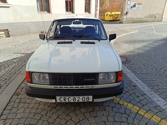 Škoda 120L - 8