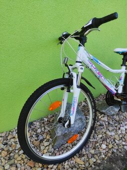 Značkové dětské kolo Superior 24" (bílá/modrá/růžová) - 8
