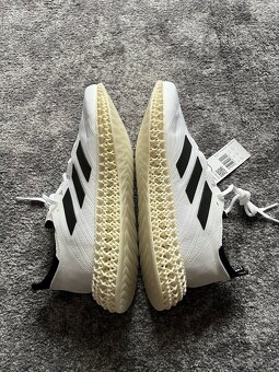 Adidas Ultra 4D FWD, velikost 44 2/3 - 8