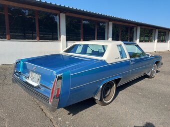 Cadillac De Ville Coupe, 1978, 7000ccm, - 8