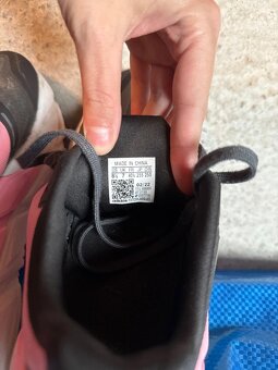 běžecké boty, tenisky  40 2/3 - 8